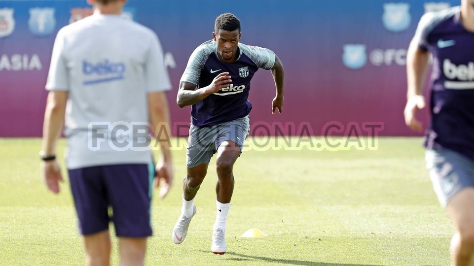 Ảnh tập Barcelona - Bóng Đá