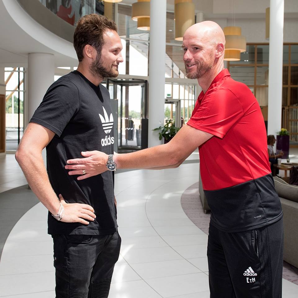 Sau tất cả, Daley Blind rạng rỡ ra mắt Ajax - Bóng Đá