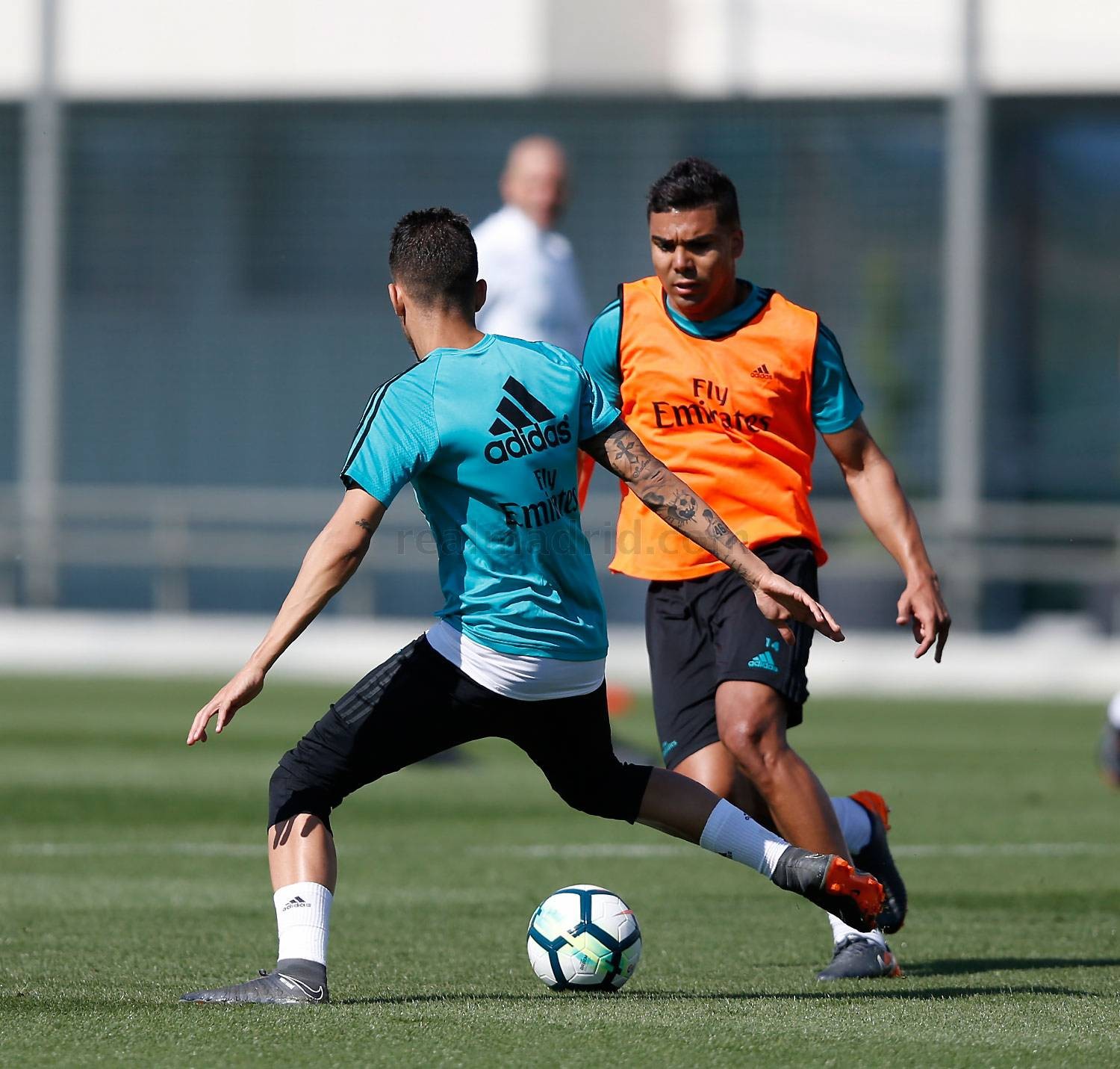 Ronaldo quẩy sung trên sân tập, quyết gieo sầu cho Liverpool - Bóng Đá