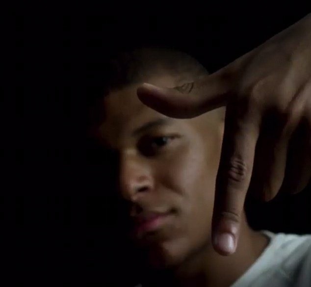 Aguero đóng vai 'Agent', lôi kéo Mbappe sang Man City? - Bóng Đá