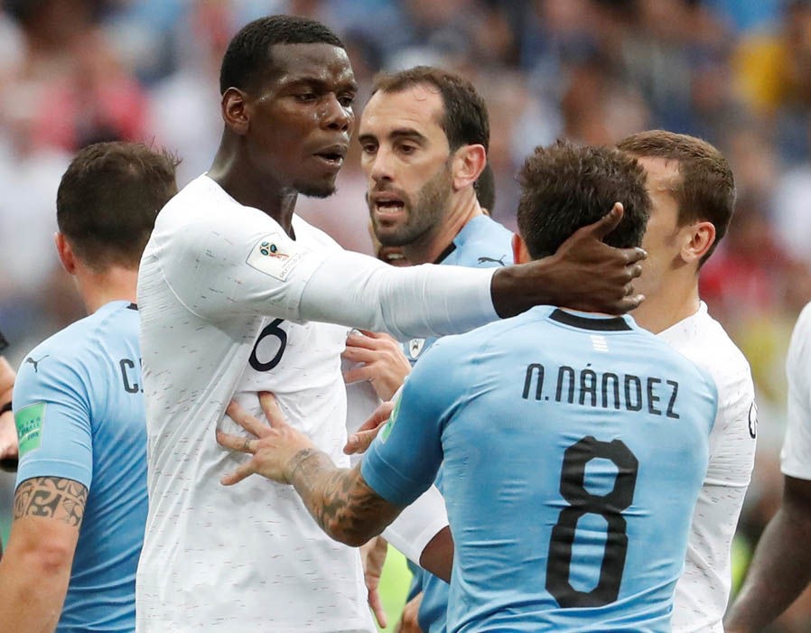 VAR ở đâu? Cận cảnh Paul Pogba đánh nguội, xứng đáng nhận thẻ đỏ - Bóng Đá