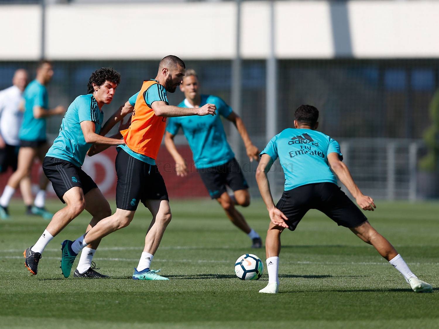 Ronaldo quẩy sung trên sân tập, quyết gieo sầu cho Liverpool - Bóng Đá