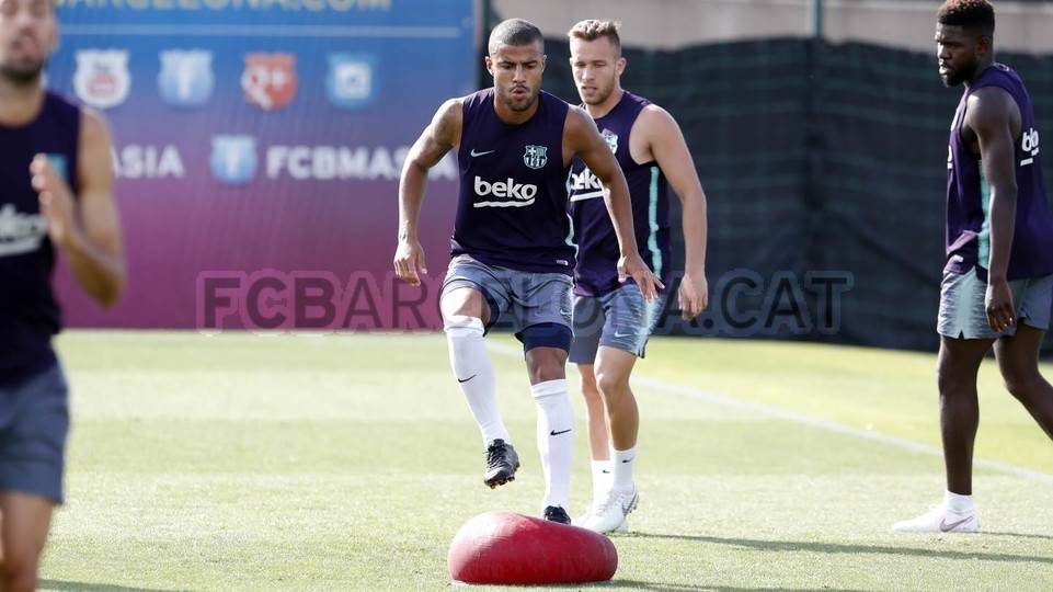 Ảnh tập Barcelona - Bóng Đá