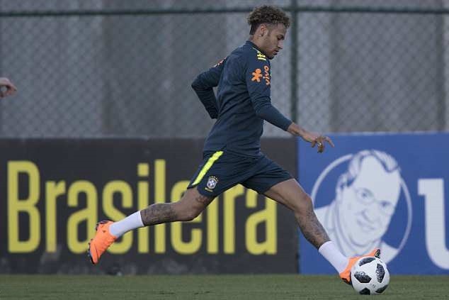Chùm ảnh: Tinh thần lên cao, Neymar sẵn sàng cho World Cup - Bóng Đá