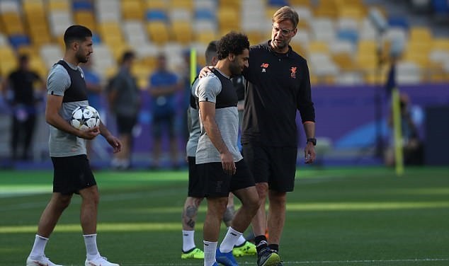 LIVERPOOL TẬP LUYỆN - Bóng Đá