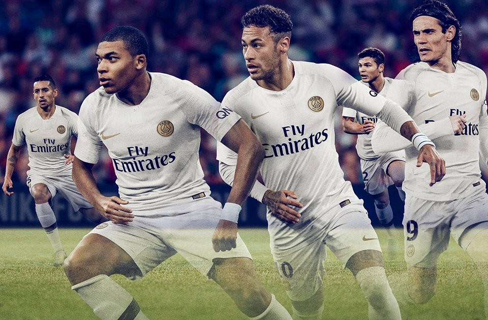 PSG tung áo đấu mới cực chất ra mắt 'KM7' Mbappe - Bóng Đá
