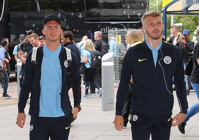 Sắp rời Etihad, Joe Hart vẫn cùng Man City sang Mỹ du đấu - Bóng Đá