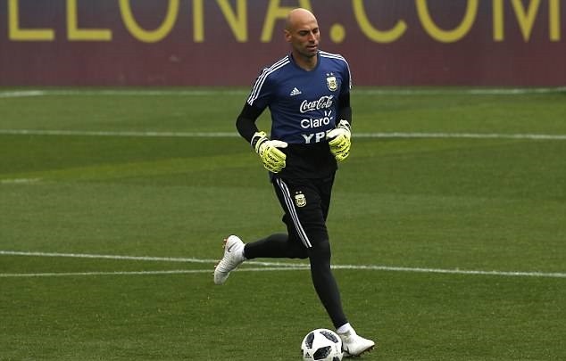 World Cup chưa khởi tranh, Messi đã tập 