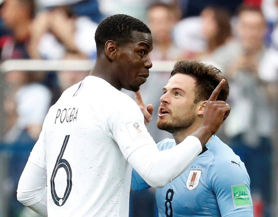 VAR ở đâu? Cận cảnh Paul Pogba đánh nguội, xứng đáng nhận thẻ đỏ - Bóng Đá