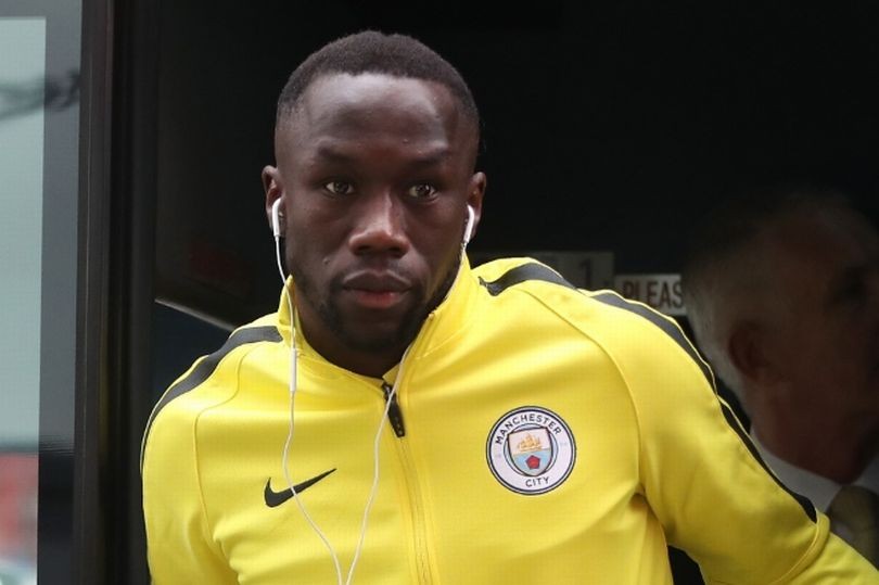 Sau 10 năm, Bacary Sagna chuẩn bị hồi hương thi đấu - Bóng Đá