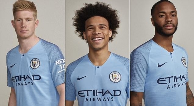 Vô địch Premier League, Man City thay áo mới - Bóng Đá