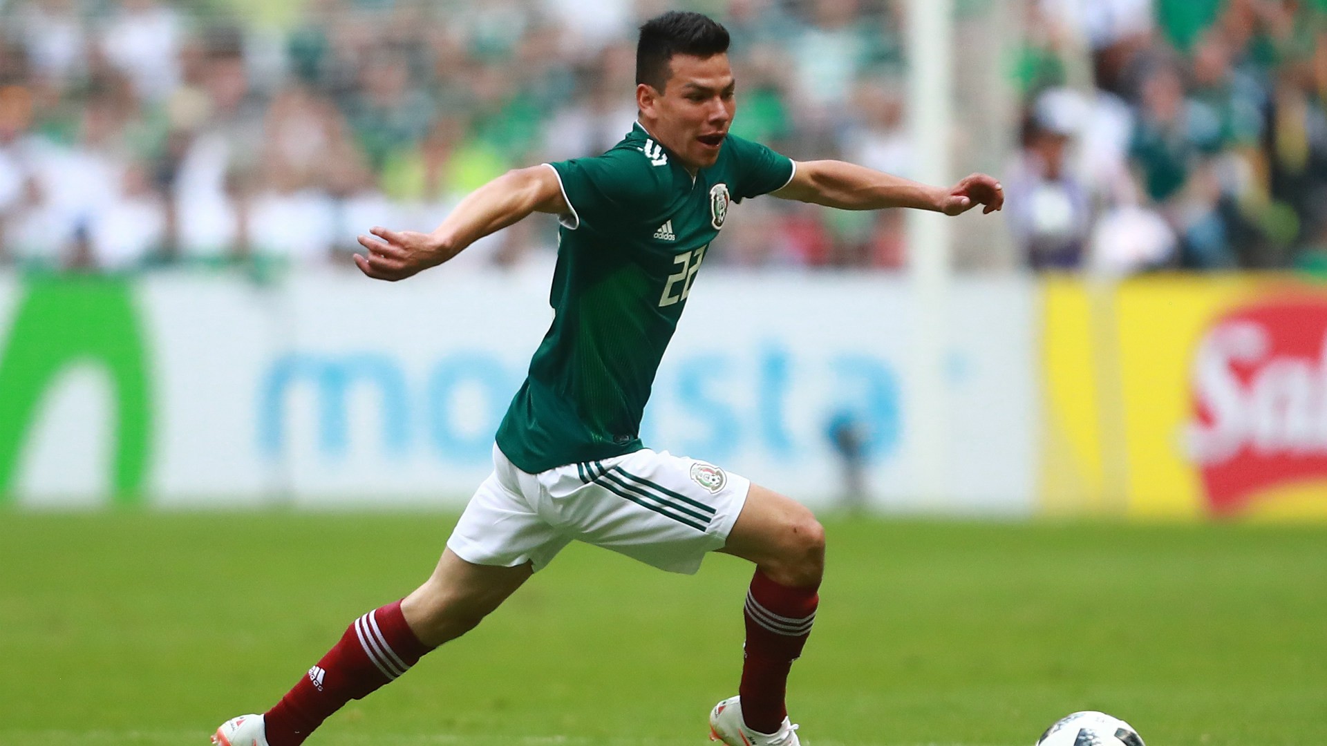 Hirving Lozano bắn hạ cỗ xe tăng Đức: Là ai mà M.U, Liverpool thèm khát? - Bóng Đá