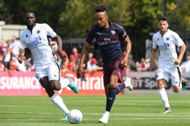 Aubameyang ca ngợi Emery sau khi lập hat-trick trong 17 phút - Bóng Đá