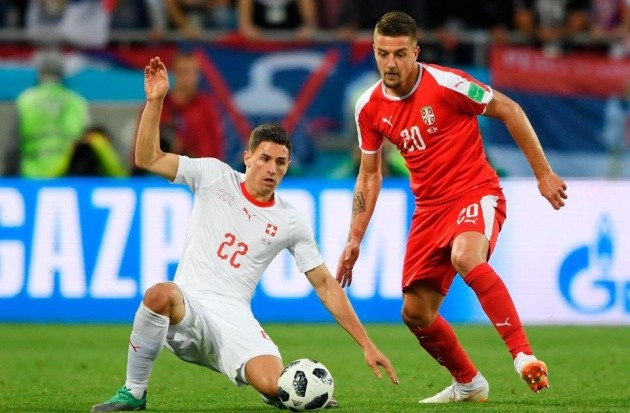 Thỏa thuận 130 triệu bảng của Man United sẽ hạn chế sự phát triển của Lingard - Bóng Đá