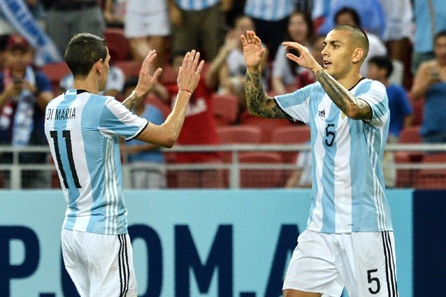 Messi vắng mặt, Argentina vẫn dễ dàng ‘đánh tennis’ tại Singapore - Bóng Đá