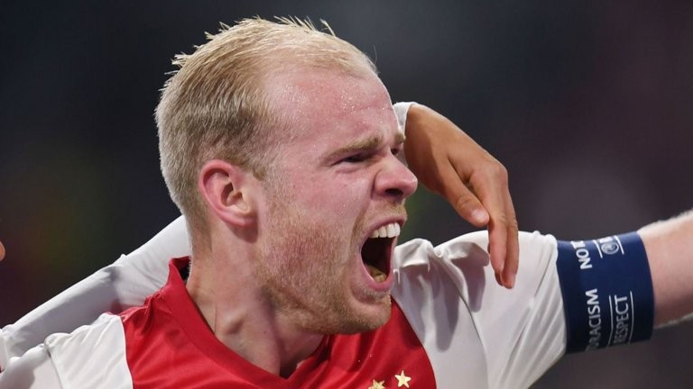 Tứ kết Europa League: Ajax lập kỳ tích 20 năm, Lyon và Celta Vigo thắng nghẹt thở - Bóng Đá