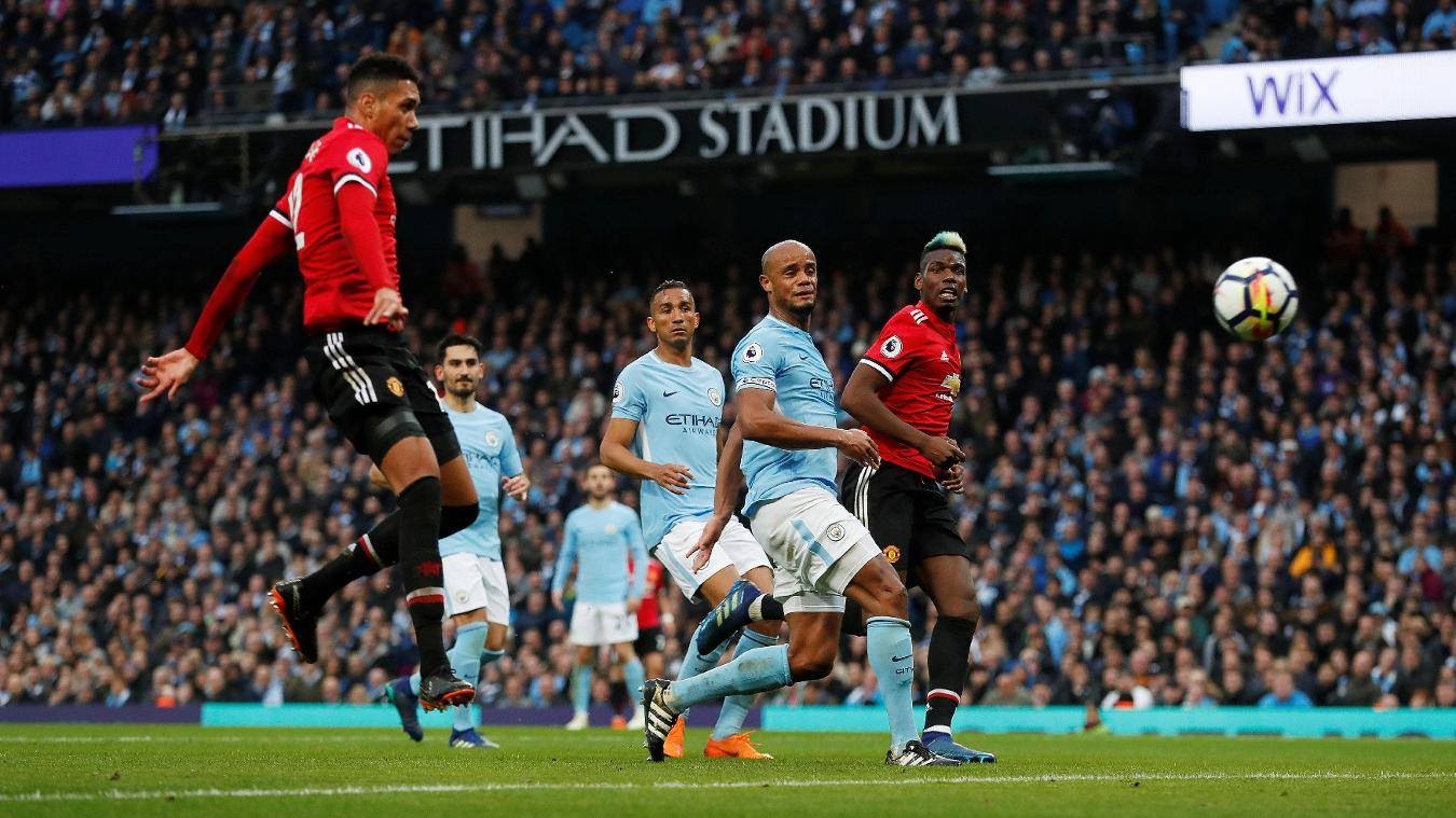 Smalling hé lộ chỉ đạo của HLV Mourinho trong giờ nghỉ - Bóng Đá