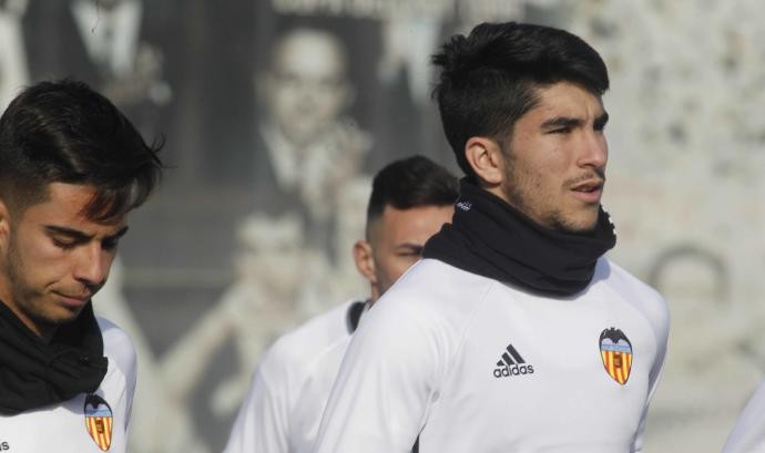 M.U lại nhắm đến 'sao lạ' của Valencia - Bóng Đá