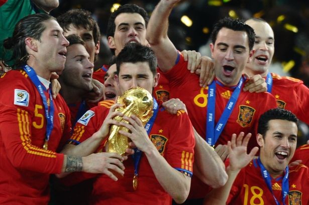 Top 10 hảo thủ 'vạn người mê' tại World Cup 2010 - Bóng Đá