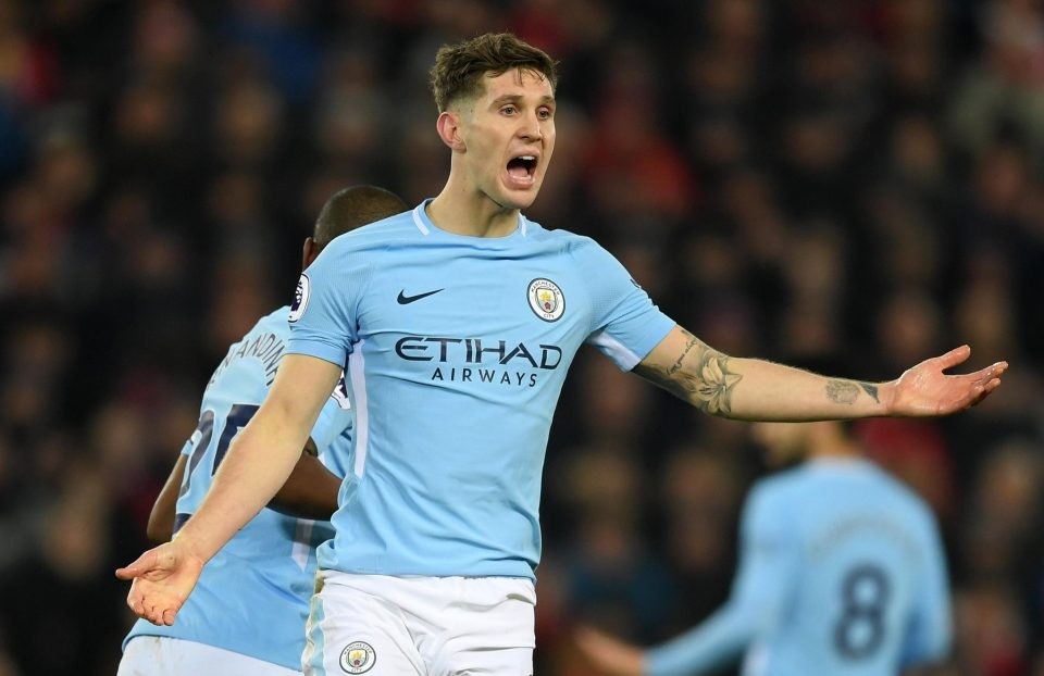 Tìm đối tác cho Ramos, Real tiếp cận 'hàng thải' của Man City - Bóng Đá