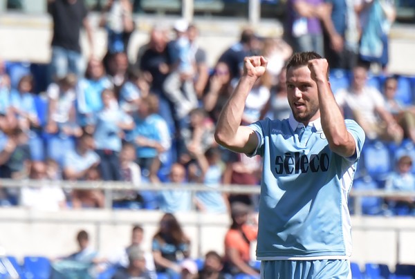 10 bàn thắng được ghi trong trận đấu điên rồ giữa Lazio và Sampdoria - Bóng Đá