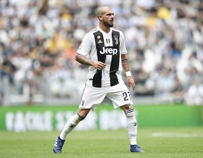 Ronaldo ra tay giúp người thừa của Juventus tìm bến đỗ mới - Bóng Đá