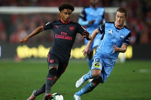 Mertersacker và Lacazette nổ súng, Arsenal thắng trận đầu trên đất Australia - Bóng Đá