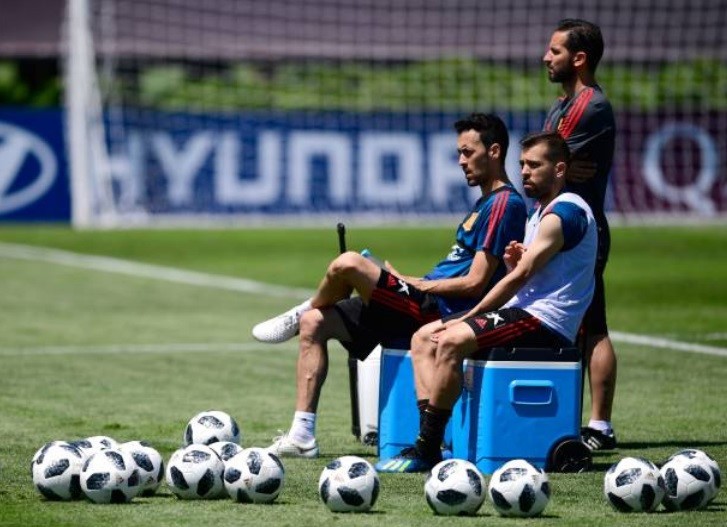 Silva, Ramos tích cực tập luyện để đối đầu Bồ Đào Nha của CR7 - Bóng Đá