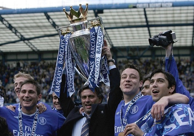 Chùm ảnh: Sự nghiệp lẫy lừng của John Terry tại Chelsea - Bóng Đá
