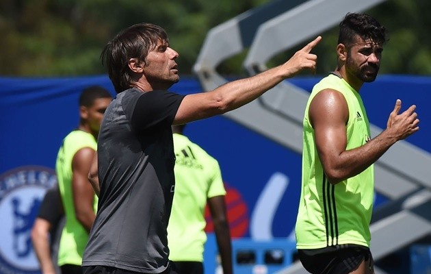 Chelsea muốn Conte phải trả giá cho tin nhắn 
