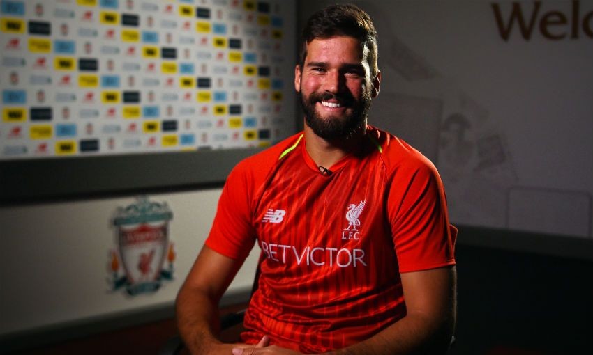 TOÀN CẢNH buổi họp báo của thủ môn đắt giá nhất thế giới, Alisson Becker! - Bóng Đá
