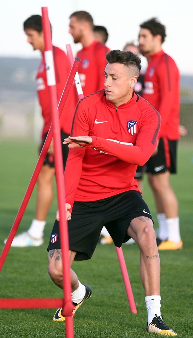 Buổi tập tràn ngập tiếng cười của Atletico tại Mỹ - Bóng Đá