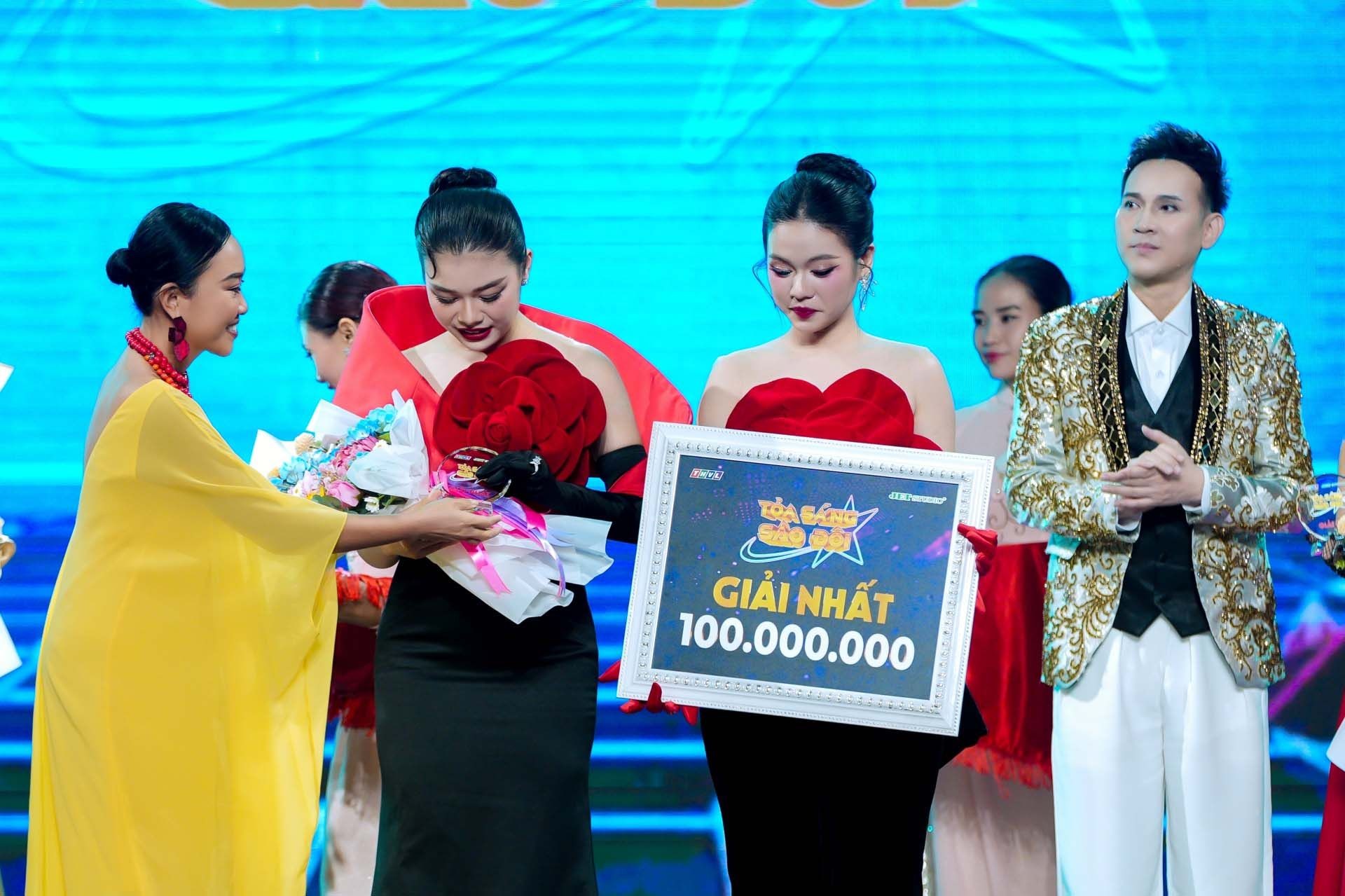 TRAN OANH - THUY TIEN - QUAN QUAN (1).jpg