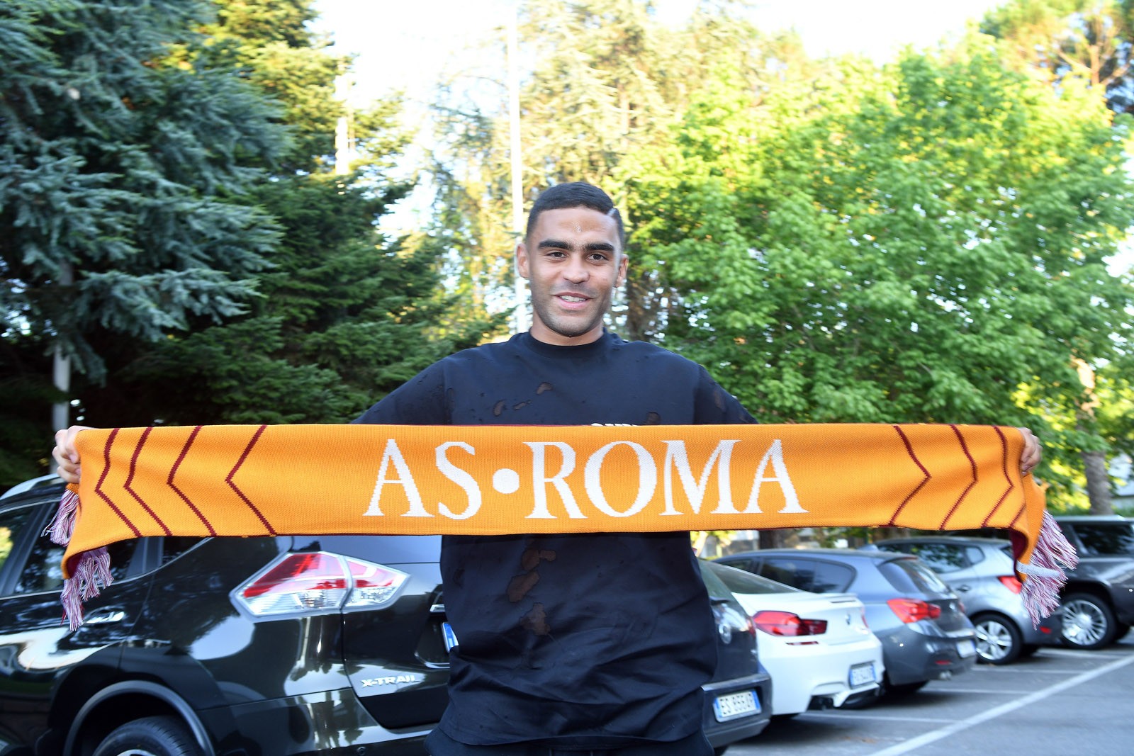 Cầu thủ thứ hai của Sassuolo đặt chân đến Roma - Bóng Đá