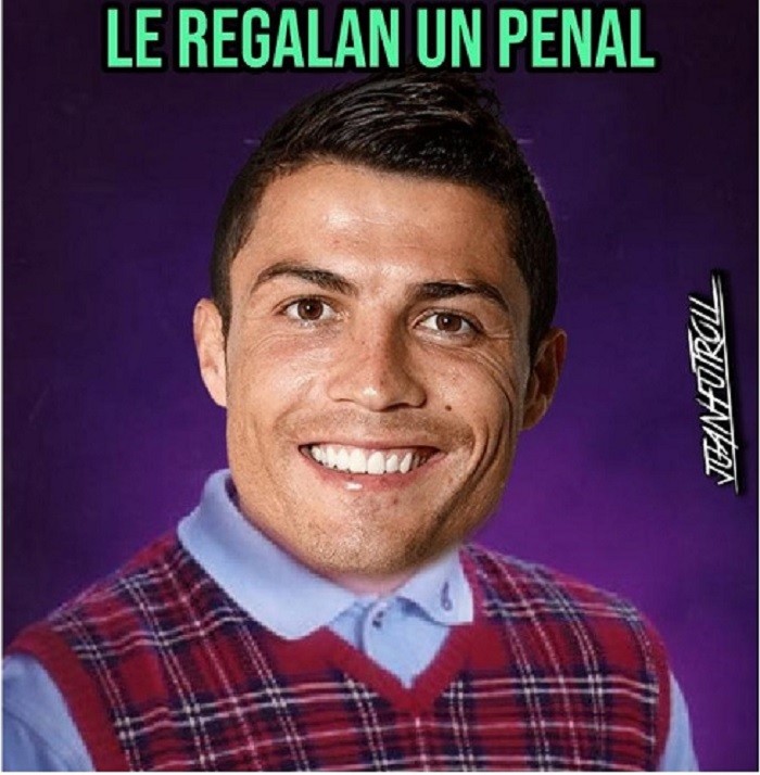 Ảnh chế Ronaldo sút trượt penalty tràn ngập cộng đồng mạng - Bóng Đá