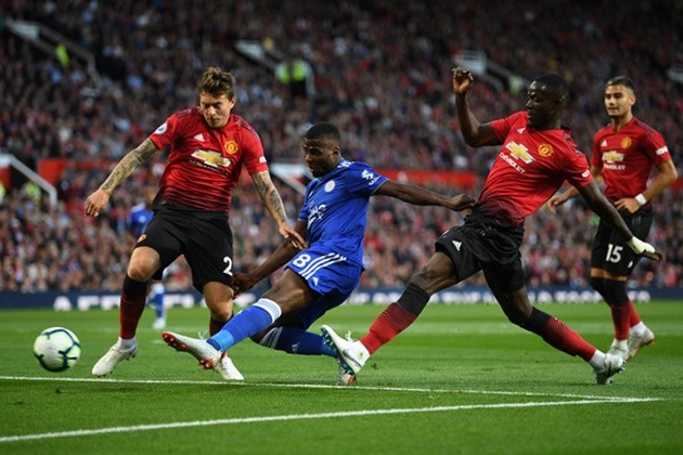 Ảnh Pogba Lindelof De Gea ngồi chung xe - Bóng Đá