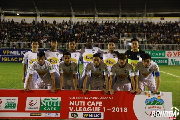 TRỰC TIẾP Hoàng Anh Gia Lai vs Nam Định: Công Phượng dự bị, Minh Nhựt bắt chính - Bóng Đá