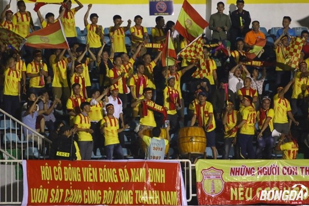 TRỰC TIẾP Hoàng Anh Gia Lai vs Nam Định: Công Phượng dự bị, Minh Nhựt bắt chính - Bóng Đá