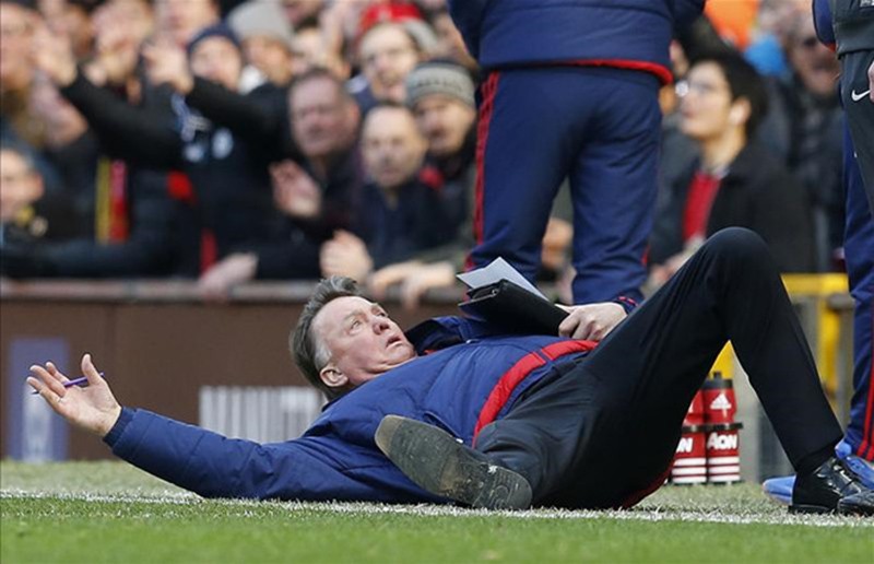 HLV Van Gaal có thể dẫn dắt Arsenal - Bóng Đá