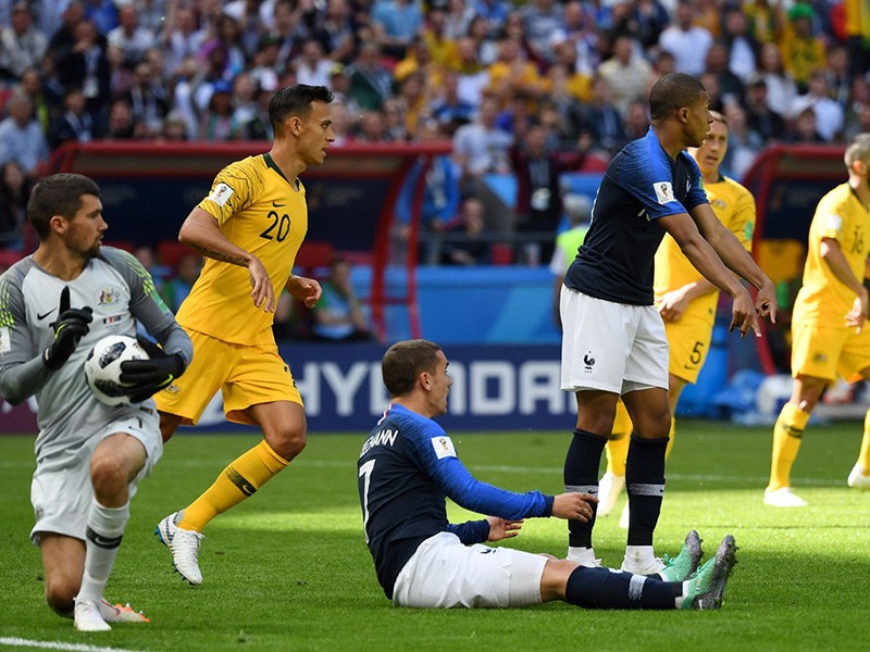 VAR - kẻ thù và người giữ cán cân công lý cho World Cup - Bóng Đá