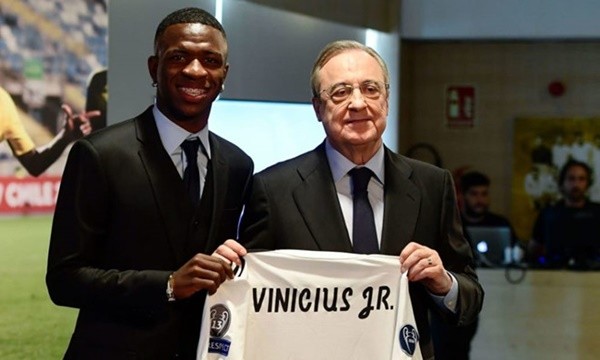 Real Madrid giới thiệu 'truyền nhân 18 tuổi của Ronaldo' - Bóng Đá