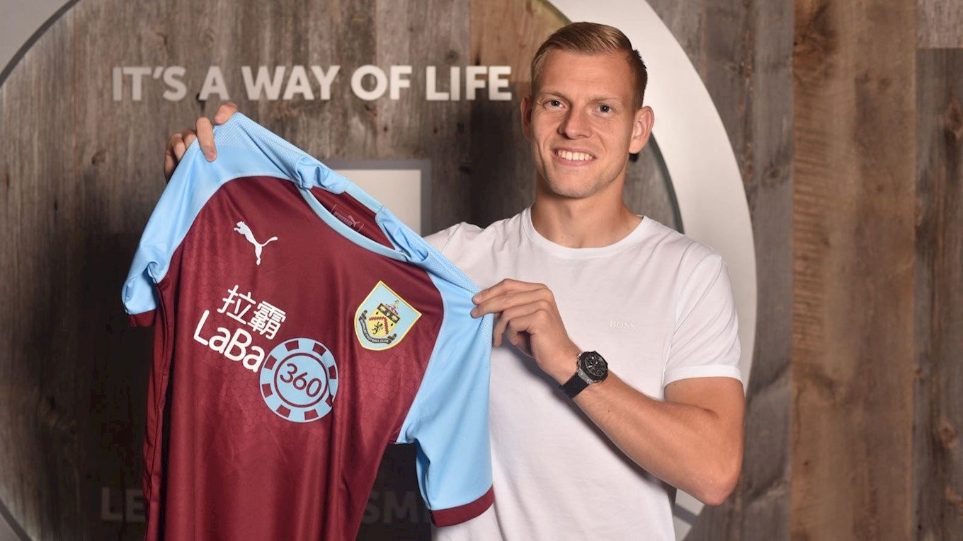 CHÍNH THỨC: Burnley có tân binh thứ 3 - Bóng Đá