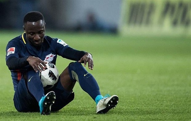 Bị Liverpool bỏ rơi, Keita 'sôi máu' đánh nhau tại Leipzig? - Bóng Đá