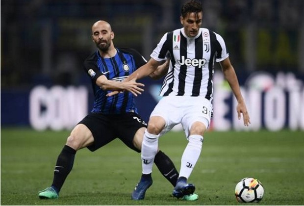 Higuain 'giải cứu' Juventus, Icardi bật khóc ngay trên sân - Bóng Đá