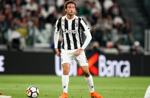 Juventus suýt thua, Allegri run rẩy trên băng ghế chỉ đạo  - Bóng Đá