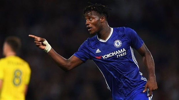 Lille đánh tiếng, Fan Chelsea mua cho Batshuayi luôn vé máy bay  - Bóng Đá