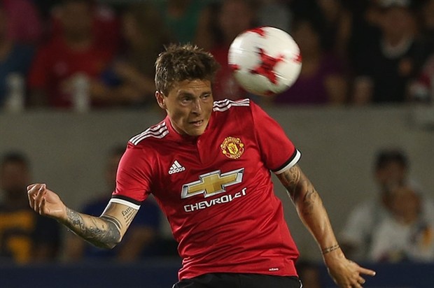 Fan Man Utd sợ Lindelof sẽ mang họa cho Man Utd trong tương lai - Bóng Đá