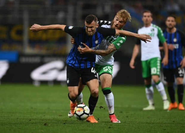 Vỡ mộng Champions League, Icardi lao vào đánh đối thủ  - Bóng Đá