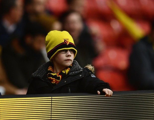 Vì đội bóng, fan nào 'trâu' nhất Premier League (P.1) - Bóng Đá