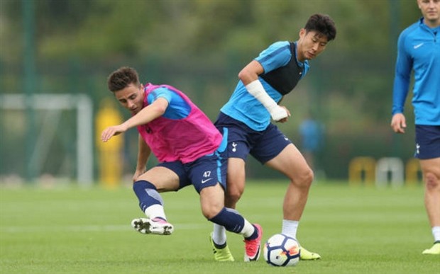 Thua đau Chelsea, sao Tottenham điên cuồng lao vào tập luyện - Bóng Đá